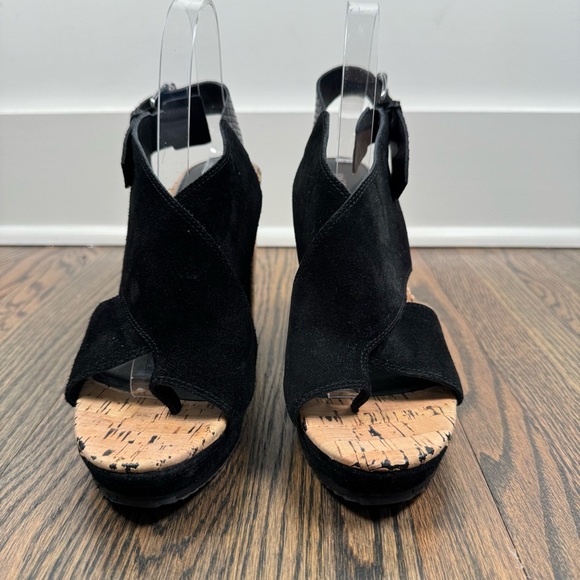 DONALD PLINER Jayton Snake Embossed Platform Heels size 9 - Picture 3 of 9